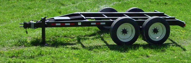inset-m1370-tandem-trailer DALTON M1370 TANDEM TRAILER